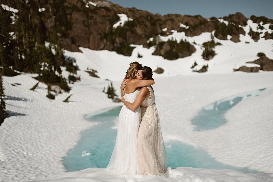 Lesbian Wedding Officiant Colorado - Lesbian Wedding Officiant Michigan