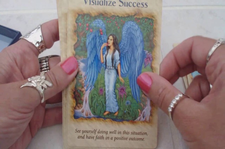 Online angel card reading by Psychic Lilly using oracle cards for guidance and clarity