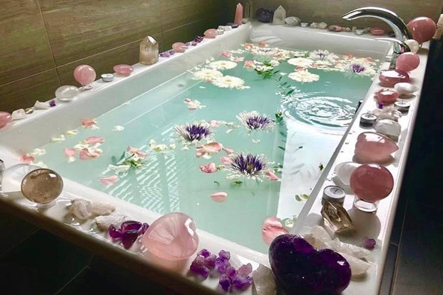 Crystal Healing Energy Work with Psychic Lilly – Balancing Mind, Body, and Spirit