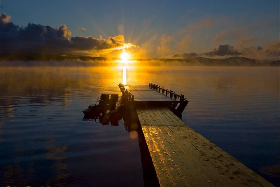 You are limitless like the horizon – a visual reminder of infinite potential and awakening